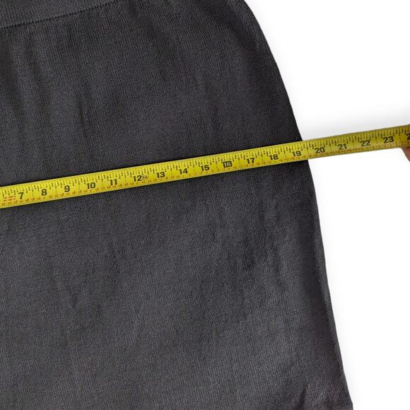 ST JOHN CAVIAR Mid length knit santana slim fit skirt SZ 8 - Picture 6 of 7